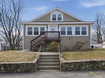 84 Eureka St., Worcester, Massachusetts, 2 Bedrooms Bedrooms, 6 Rooms Rooms,2 BathroomsBathrooms,Residential,For Sale,Eureka St.,73489234