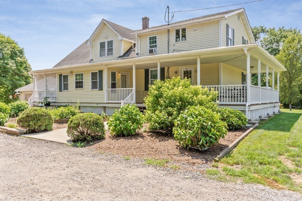 515 Winthrop St, Rehoboth, Massachusetts, 3 Bedrooms Bedrooms, 5 Rooms Rooms,1 BathroomBathrooms,Residential Lease,For Rent,Winthrop St,73515388