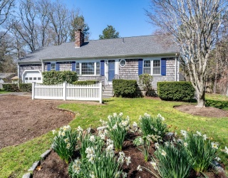 69 Cyprus Rd, Dennis, Massachusetts, 3 Bedrooms Bedrooms, 6 Rooms Rooms,1.5 BathroomsBathrooms,Residential,For Sale,Cyprus Rd,73506080