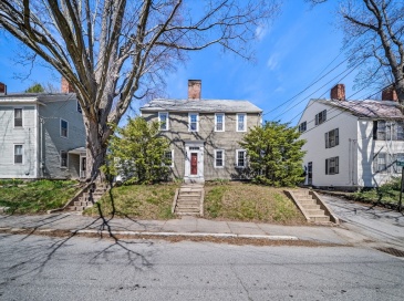 25 High St, Amesbury, Massachusetts, 3 Bedrooms Bedrooms, 11 Rooms Rooms,1.5 BathroomsBathrooms,Residential,For Sale,High St,73502253 25 High St, Amesbury, Massachusetts, 3 Bedrooms Bedrooms, 11 Rooms Rooms,1.5 BathroomsBathrooms,Residential,For Sale,High St,73502253