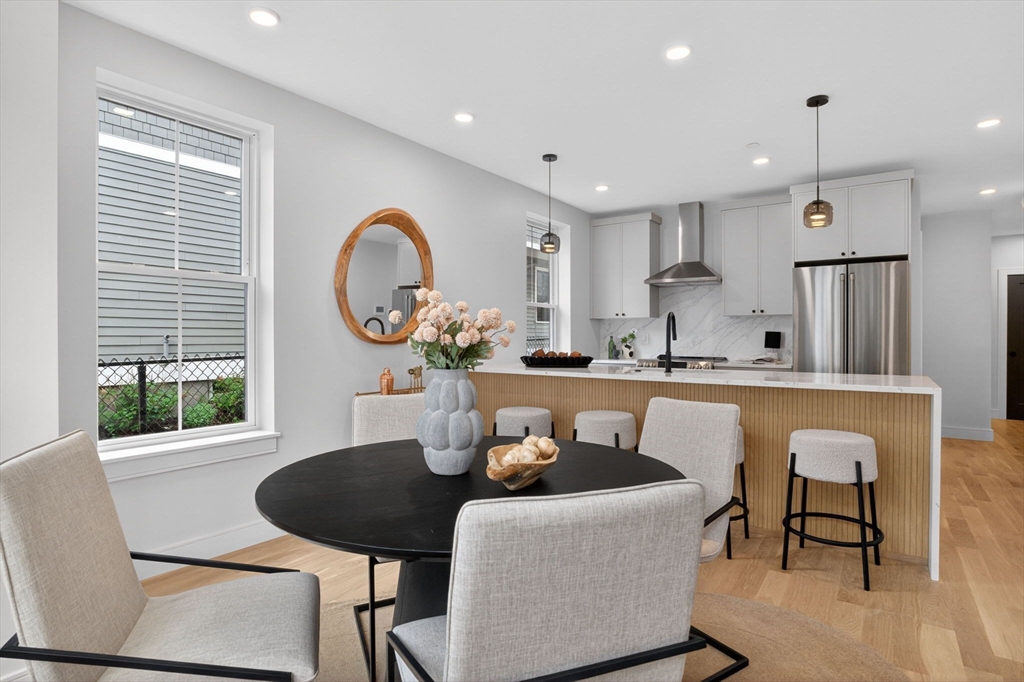 54 Dorset Street, Boston, Massachusetts, 3 Bedrooms Bedrooms, 5 Rooms Rooms,2 BathroomsBathrooms,Residential,For Sale,Dorset Street,73522803