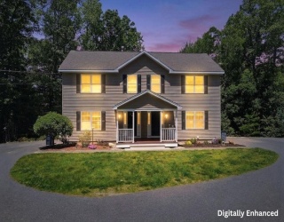 25 Acorn Street, Middleton, Massachusetts, 2 Bedrooms Bedrooms, 6 Rooms Rooms,2.5 BathroomsBathrooms,Residential,For Sale,Acorn Street,73534569