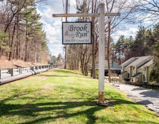 374 Great Rd, Acton, Massachusetts, 1 Bedroom Bedrooms, 4 Rooms Rooms,1 BathroomBathrooms,Residential Lease,For Rent,Great Rd,73534605