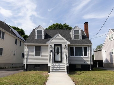 25 West Milton St, Boston, Massachusetts, 4 Bedrooms Bedrooms, 6 Rooms Rooms,1.5 BathroomsBathrooms,Residential Lease,For Rent,West Milton St,73534784