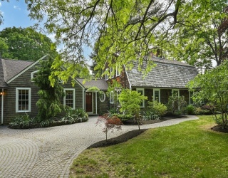 70 Osgood Street, Andover, Massachusetts, 4 Bedrooms Bedrooms, 10 Rooms Rooms,4 BathroomsBathrooms,Residential,For Sale,Osgood Street,73534753