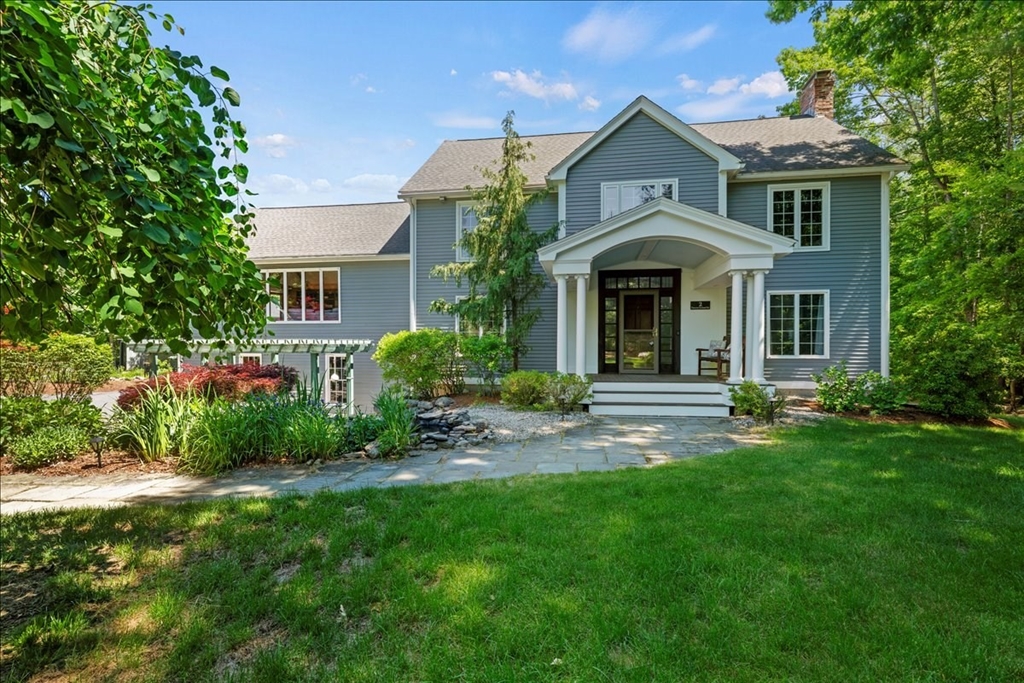 2 Fawcett Orchard Rd, Northborough, Massachusetts, 4 Bedrooms Bedrooms, 8 Rooms Rooms,3 BathroomsBathrooms,Residential,For Sale,Fawcett Orchard Rd,73534789
