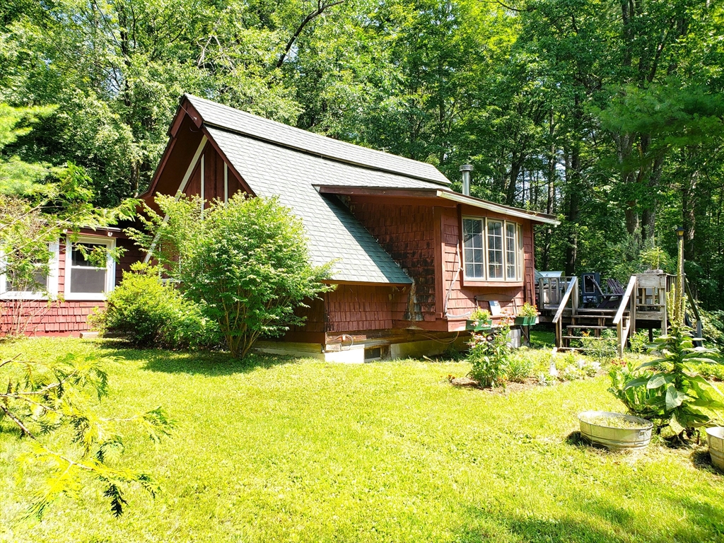 11 Taft Road, Chester, Massachusetts, 2 Bedrooms Bedrooms, 5 Rooms Rooms,1 BathroomBathrooms,Residential,For Sale,Taft Road,73416131