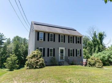 632 Southbridge Road, Warren, Massachusetts, 3 Bedrooms Bedrooms, 6 Rooms Rooms,1.5 BathroomsBathrooms,Residential,For Sale,Southbridge Road,73535021