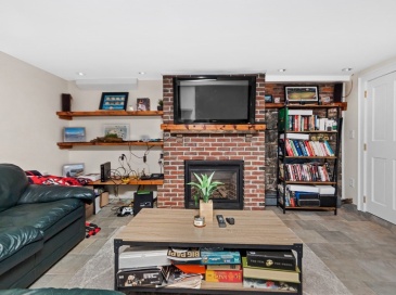 249 Bunker Hill Street, Boston, Massachusetts, 1 Bedroom Bedrooms, 3 Rooms Rooms,Residential Lease,For Rent,Bunker Hill Street,73534853