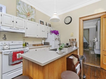 22 Monument Square, Boston, Massachusetts, 1 Bedroom Bedrooms, 3 Rooms Rooms,1 BathroomBathrooms,Residential Lease,For Rent,Monument Square,73534857