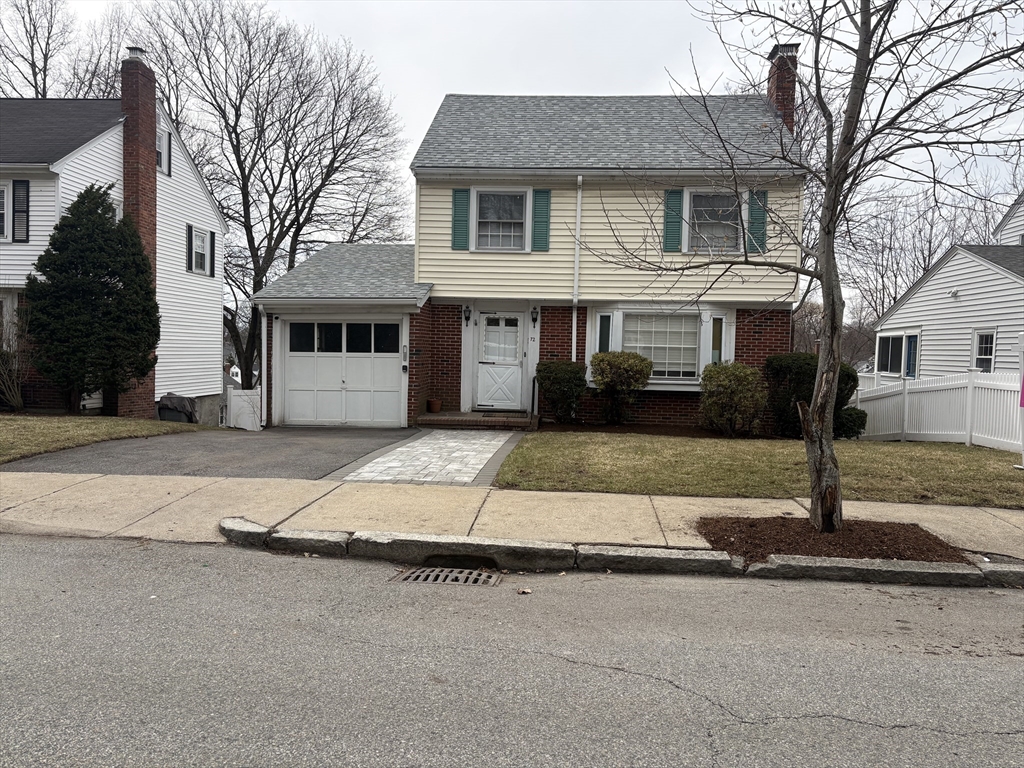 72 Redlands Rd, Boston, Massachusetts, 3 Bedrooms Bedrooms, 7 Rooms Rooms,1.5 BathroomsBathrooms,Residential,For Sale,Redlands Rd,73486035