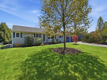 33 Druid Hill Rd, Springfield, Massachusetts, 3 Bedrooms Bedrooms, 5 Rooms Rooms,1.5 BathroomsBathrooms,Residential,For Sale,Druid Hill Rd,73514446