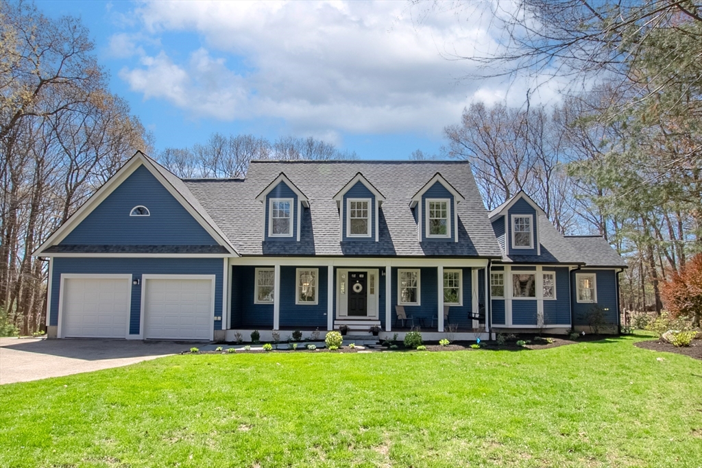 38 Goodnow Ln, Framingham, Massachusetts, 5 Bedrooms Bedrooms, 10 Rooms Rooms,3.5 BathroomsBathrooms,Residential,For Sale,Goodnow Ln,73511003