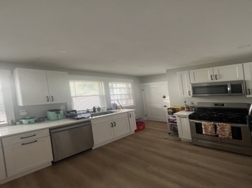 9 Carruth St, Quincy, Massachusetts, 3 Bedrooms Bedrooms, 5 Rooms Rooms,1 BathroomBathrooms,Residential Lease,For Rent,Carruth St,73534907 9 Carruth St, Quincy, Massachusetts, 3 Bedrooms Bedrooms, 5 Rooms Rooms,1 BathroomBathrooms,Residential Lease,For Rent,Carruth St,73534907