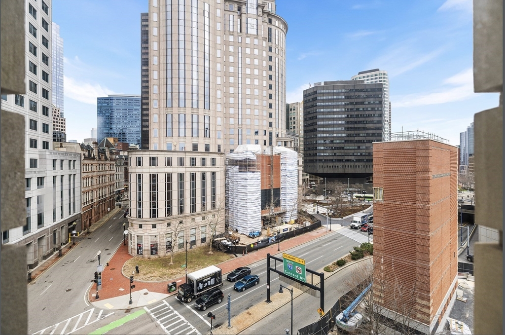 70 Lincoln St, Boston, Massachusetts, 1 Bedroom Bedrooms, 3 Rooms Rooms,1 BathroomBathrooms,Residential Lease,For Rent,Lincoln St,73534685