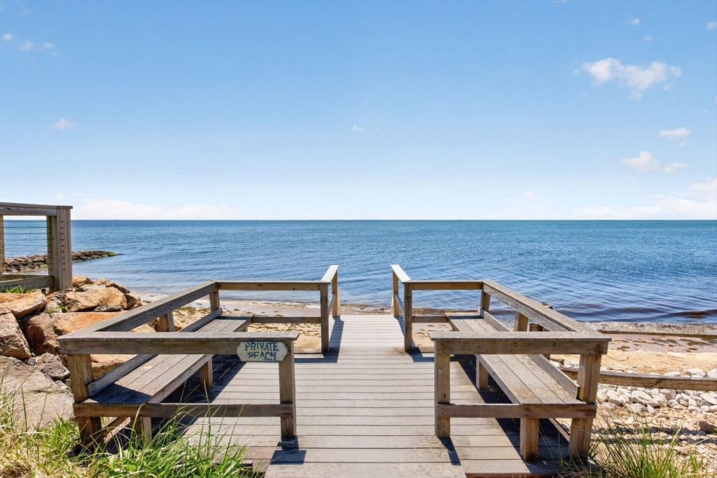 15 Beach Pine Rd, Dennis, Massachusetts, 3 Bedrooms Bedrooms, 7 Rooms Rooms,3.5 BathroomsBathrooms,Residential,For Sale,Beach Pine Rd,73534888