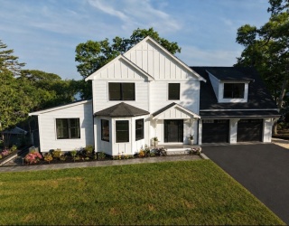 73 Lake Shore Dr, Falmouth, Massachusetts, 4 Bedrooms Bedrooms, 8 Rooms Rooms,4.5 BathroomsBathrooms,Residential,For Sale,Lake Shore Dr,73534845