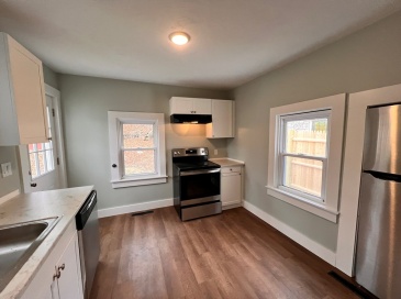 400 Court St, Plymouth, Massachusetts, 2 Bedrooms Bedrooms, 4 Rooms Rooms,1 BathroomBathrooms,Residential Lease,For Rent,Court St,73534724 400 Court St, Plymouth, Massachusetts, 2 Bedrooms Bedrooms, 4 Rooms Rooms,1 BathroomBathrooms,Residential Lease,For Rent,Court St,73534724