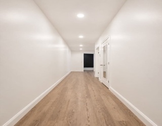 14 Yeamans St, Revere, Massachusetts, 2 Rooms Rooms,1 BathroomBathrooms,Residential Lease,For Rent,Yeamans St,73534732