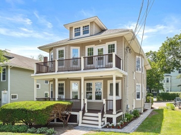 7 Westbourne Rd, Newton, Massachusetts, 6 Bedrooms Bedrooms, 13 Rooms Rooms,2 BathroomsBathrooms,Residential Income,For Sale,Westbourne Rd,73534690