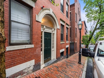 31 Irving St, Boston, Massachusetts, 2 Bedrooms Bedrooms, 4 Rooms Rooms,1 BathroomBathrooms,Residential Lease,For Rent,Irving St,73534961