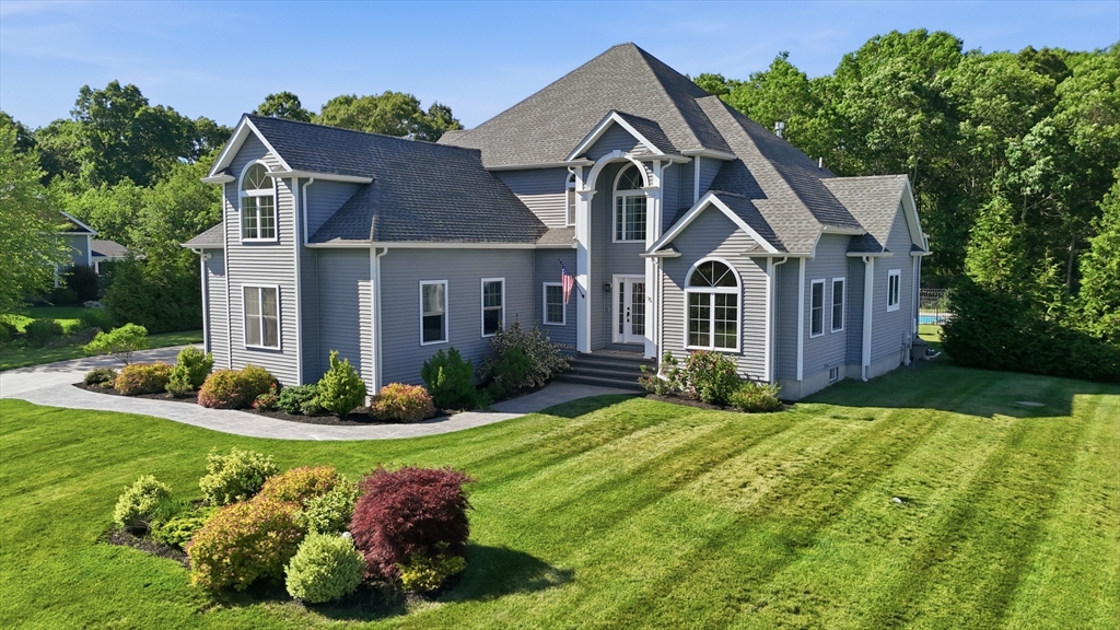 5 Kyles Ct, Swansea, Massachusetts, 4 Bedrooms Bedrooms, 9 Rooms Rooms,3 BathroomsBathrooms,Residential,For Sale,Kyles Ct,73535116