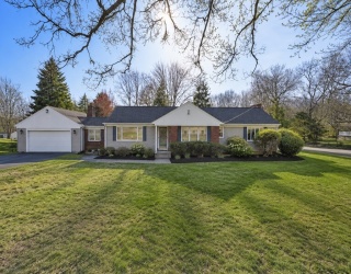 222 Blossom Road, Westport, Massachusetts, 3 Bedrooms Bedrooms, 7 Rooms Rooms,1.5 BathroomsBathrooms,Residential,For Sale,Blossom Road,73535124