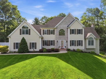 74 Whipple Brook Road, Wrentham, Massachusetts, 5 Bedrooms Bedrooms, 12 Rooms Rooms,3.5 BathroomsBathrooms,Residential,For Sale,Whipple Brook Road,73534793 74 Whipple Brook Road, Wrentham, Massachusetts, 5 Bedrooms Bedrooms, 12 Rooms Rooms,3.5 BathroomsBathrooms,Residential,For Sale,Whipple Brook Road,73534793
