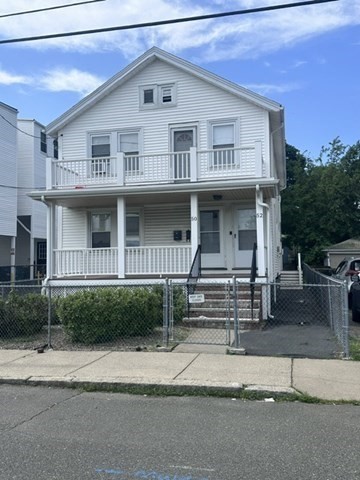 50 Third St, Medford, Massachusetts, 5 Bedrooms Bedrooms, 10 Rooms Rooms,2 BathroomsBathrooms,Residential Income,For Sale,Third St,73534827