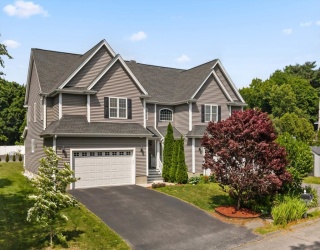 6 Childs St, Shrewsbury, Massachusetts, 3 Bedrooms Bedrooms, 7 Rooms Rooms,3.5 BathroomsBathrooms,Residential,For Sale,Childs St,73534876