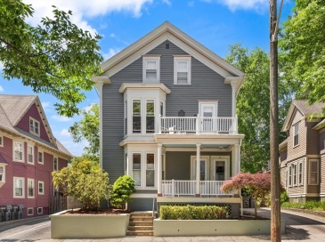 57-59 Forest Street, Providence, Rhode Island, 6 Bedrooms Bedrooms, 13 Rooms Rooms,3 BathroomsBathrooms,Residential Income,For Sale,Forest Street,73534887