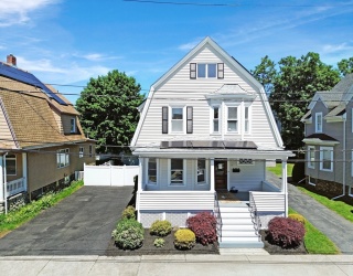 40 Archer St, Lynn, Massachusetts, 5 Bedrooms Bedrooms, 7 Rooms Rooms,2.5 BathroomsBathrooms,Residential,For Sale,Archer St,73534935