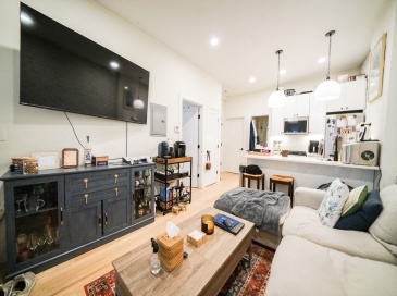 308 Saratoga, Boston, Massachusetts, 2 Bedrooms Bedrooms, 5 Rooms Rooms,1 BathroomBathrooms,Residential Lease,For Rent,Saratoga,73535043 308 Saratoga, Boston, Massachusetts, 2 Bedrooms Bedrooms, 5 Rooms Rooms,1 BathroomBathrooms,Residential Lease,For Rent,Saratoga,73535043