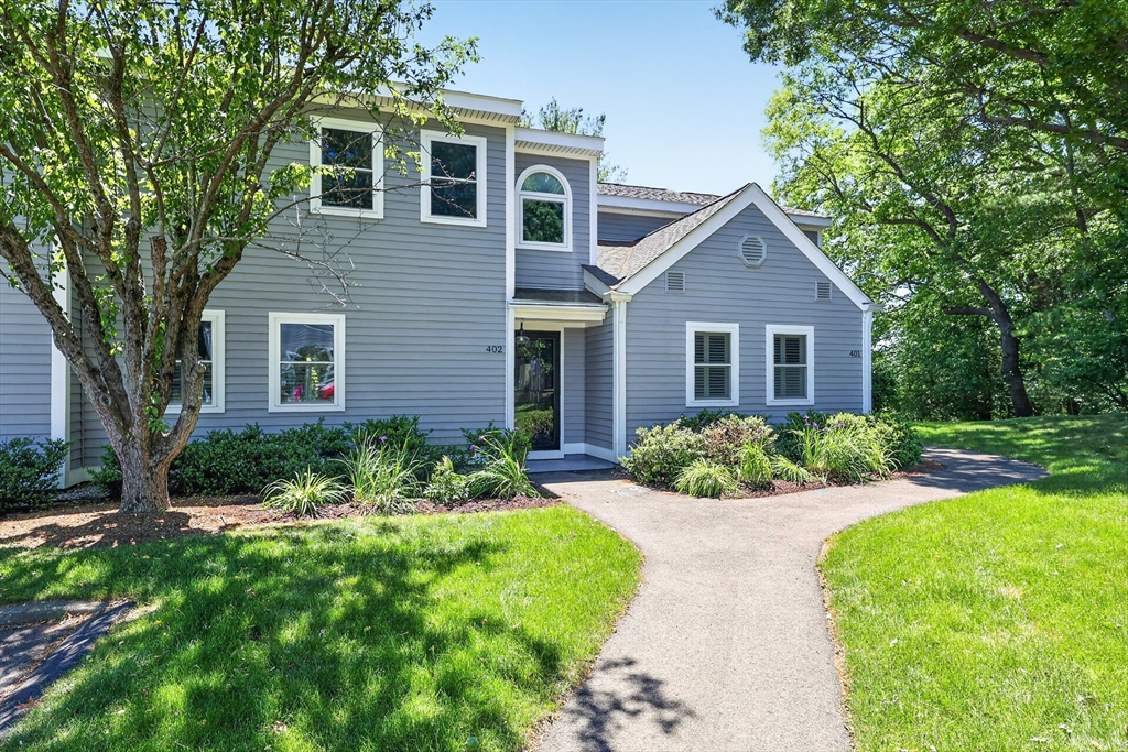 402 Tuckers Ln, Hingham, Massachusetts, 2 Bedrooms Bedrooms, 6 Rooms Rooms,2.5 BathroomsBathrooms,Residential,For Sale,Tuckers Ln,73534731