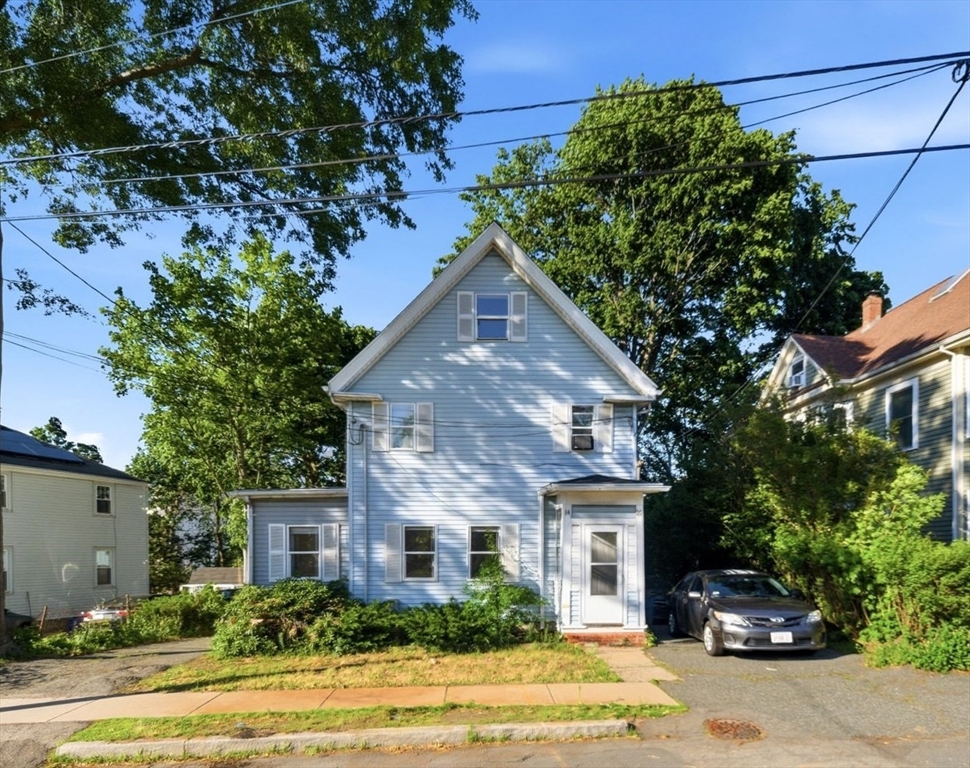 14-16 Moore St, Quincy, Massachusetts, 5 Bedrooms Bedrooms, 11 Rooms Rooms,3 BathroomsBathrooms,Residential Income,For Sale,Moore St,73534967