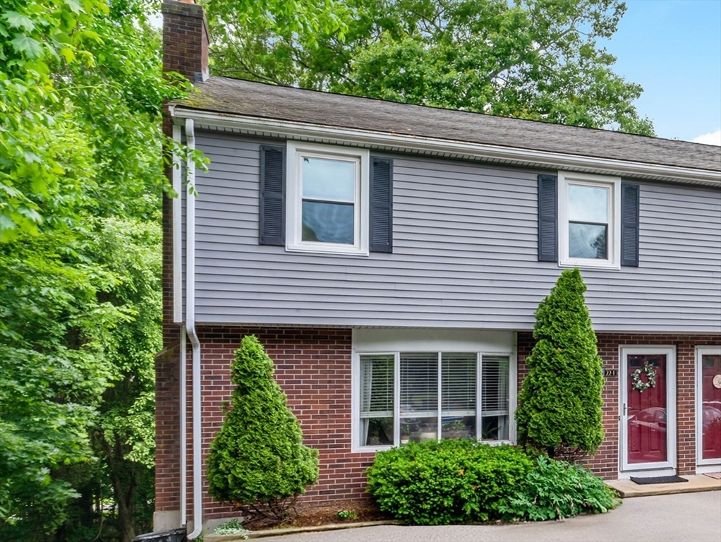 22 Potter Ave, Plainville, Massachusetts, 3 Bedrooms Bedrooms, 5 Rooms Rooms,1.5 BathroomsBathrooms,Residential,For Sale,Potter Ave,73529159