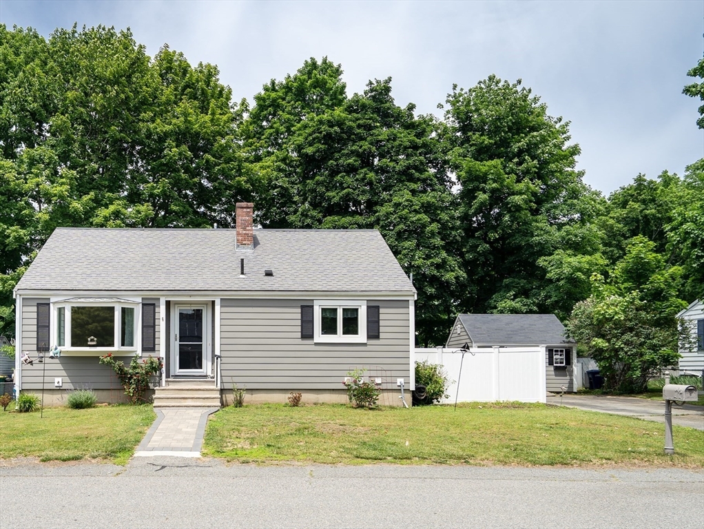 6 Fairview Ter, Woburn, Massachusetts, 3 Bedrooms Bedrooms, 8 Rooms Rooms,2.5 BathroomsBathrooms,Residential,For Sale,Fairview Ter,73535094