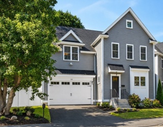 328 Village St, Medway, Massachusetts, 3 Bedrooms Bedrooms, 7 Rooms Rooms,2.5 BathroomsBathrooms,Residential,For Sale,Village St,73535163