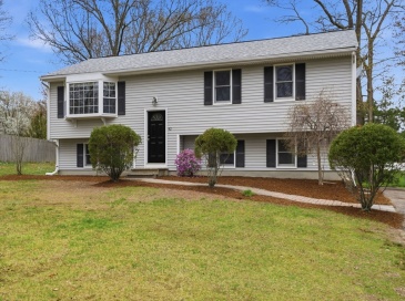 42 Bayberry Rd, Abington, Massachusetts, 3 Bedrooms Bedrooms, 7 Rooms Rooms,1 BathroomBathrooms,Residential,For Sale,Bayberry Rd,73509869 42 Bayberry Rd, Abington, Massachusetts, 3 Bedrooms Bedrooms, 7 Rooms Rooms,1 BathroomBathrooms,Residential,For Sale,Bayberry Rd,73509869