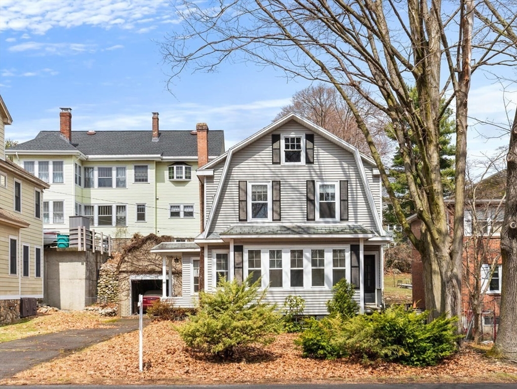 312 Charles River Rd, Watertown, Massachusetts, 3 Bedrooms Bedrooms, 8 Rooms Rooms,1 BathroomBathrooms,Residential,For Sale,Charles River Rd,73498833