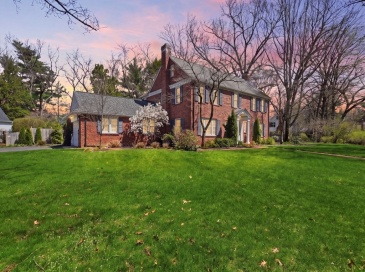 324 Farmington Road, Longmeadow, Massachusetts, 5 Bedrooms Bedrooms, 10 Rooms Rooms,6 BathroomsBathrooms,Residential,For Sale,Farmington Road,73502558 324 Farmington Road, Longmeadow, Massachusetts, 5 Bedrooms Bedrooms, 10 Rooms Rooms,6 BathroomsBathrooms,Residential,For Sale,Farmington Road,73502558