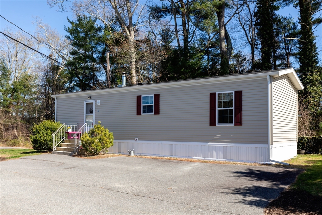 8 Swifts Beach Road, Wareham, Massachusetts, 1 Bedroom Bedrooms, 3 Rooms Rooms,1 BathroomBathrooms,Residential,For Sale,Swifts Beach Road,73509395