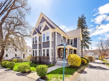 125 Main St, Rockport, Massachusetts, 3 Bedrooms Bedrooms, 11 Rooms Rooms,3 BathroomsBathrooms,Residential Income,For Sale,Main St,73508266