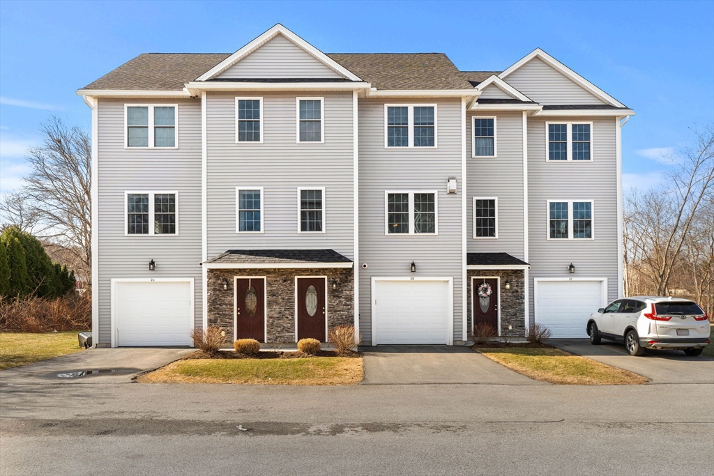 2 Heron Way, Salisbury, Massachusetts, 2 Bedrooms Bedrooms, 5 Rooms Rooms,1.5 BathroomsBathrooms,Residential,For Sale,Heron Way,73492387