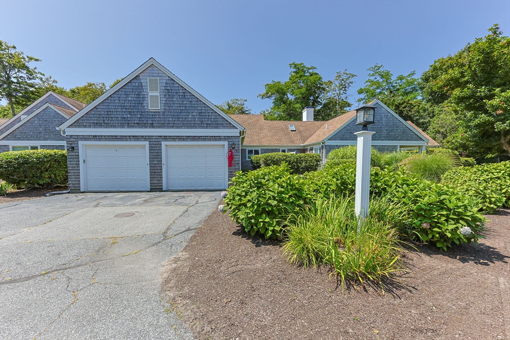 11 Juniper Cir, Brewster, Massachusetts, 3 Bedrooms Bedrooms, 6 Rooms Rooms,3 BathroomsBathrooms,Residential,For Sale,Juniper Cir,73462738