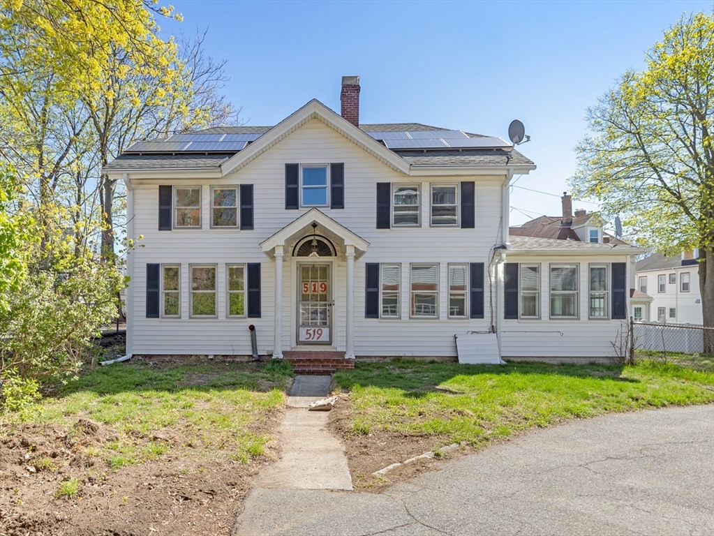 519 Highland Ave, Malden, Massachusetts, 3 Bedrooms Bedrooms, 7 Rooms Rooms,1.5 BathroomsBathrooms,Residential,For Sale,Highland Ave,73470962