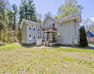 4013-A-D Pine St, Palmer, Massachusetts, 10 Bedrooms Bedrooms, 18 Rooms Rooms,4 BathroomsBathrooms,Residential Income,For Sale,Pine St,73514078