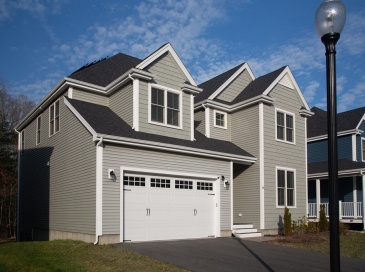 40 Douglas Street, Weymouth, Massachusetts, 3 Bedrooms Bedrooms, 10 Rooms Rooms,2 BathroomsBathrooms,Residential Lease,For Rent,Douglas Street,73535373