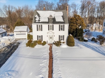 593 Prospect St, Methuen, Massachusetts, 4 Bedrooms Bedrooms, 11 Rooms Rooms,2.5 BathroomsBathrooms,Residential,For Sale,Prospect St,73476119