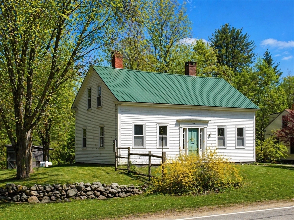 53 East Street, Petersham, Massachusetts, 4 Bedrooms Bedrooms, 8 Rooms Rooms,1 BathroomBathrooms,Residential,For Sale,East Street,73508082